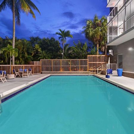Motel 6-Cutler Bay, Fl מראה חיצוני תמונה