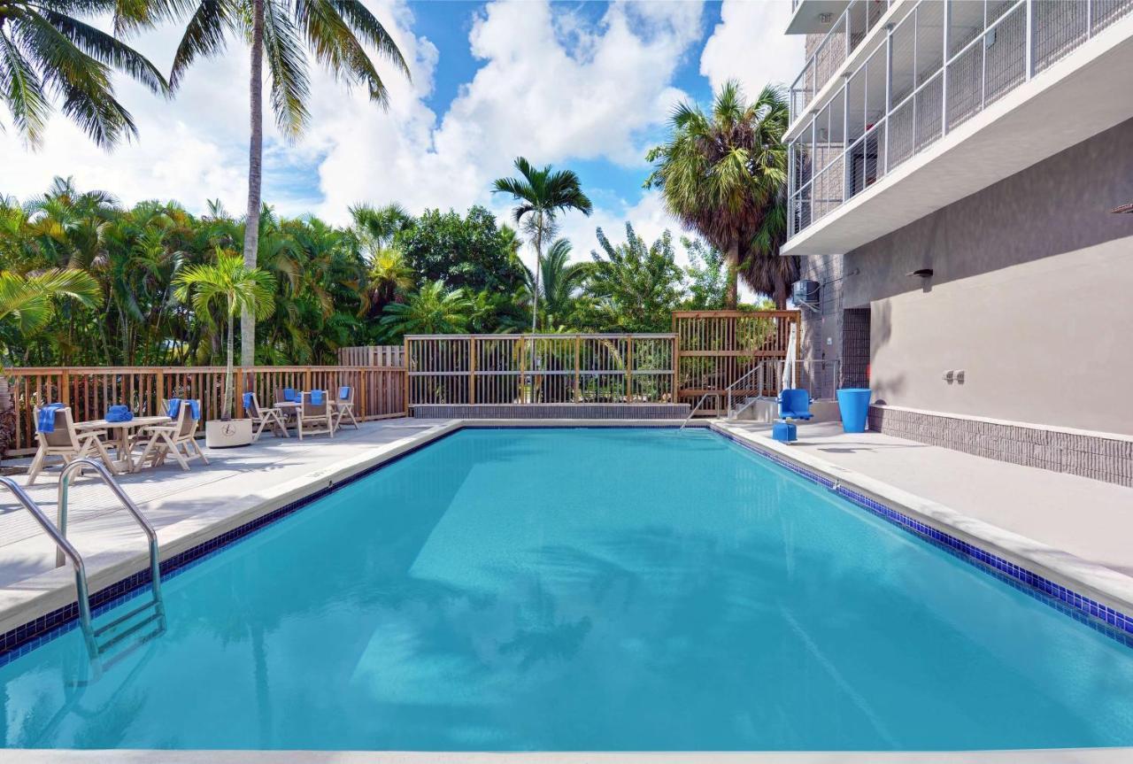 Motel 6-Cutler Bay, Fl מראה חיצוני תמונה