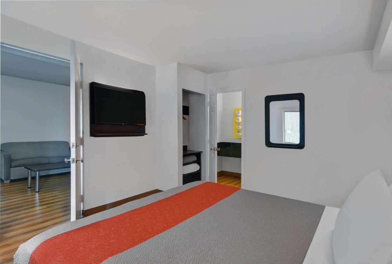 Motel 6-Cutler Bay, Fl מראה חיצוני תמונה