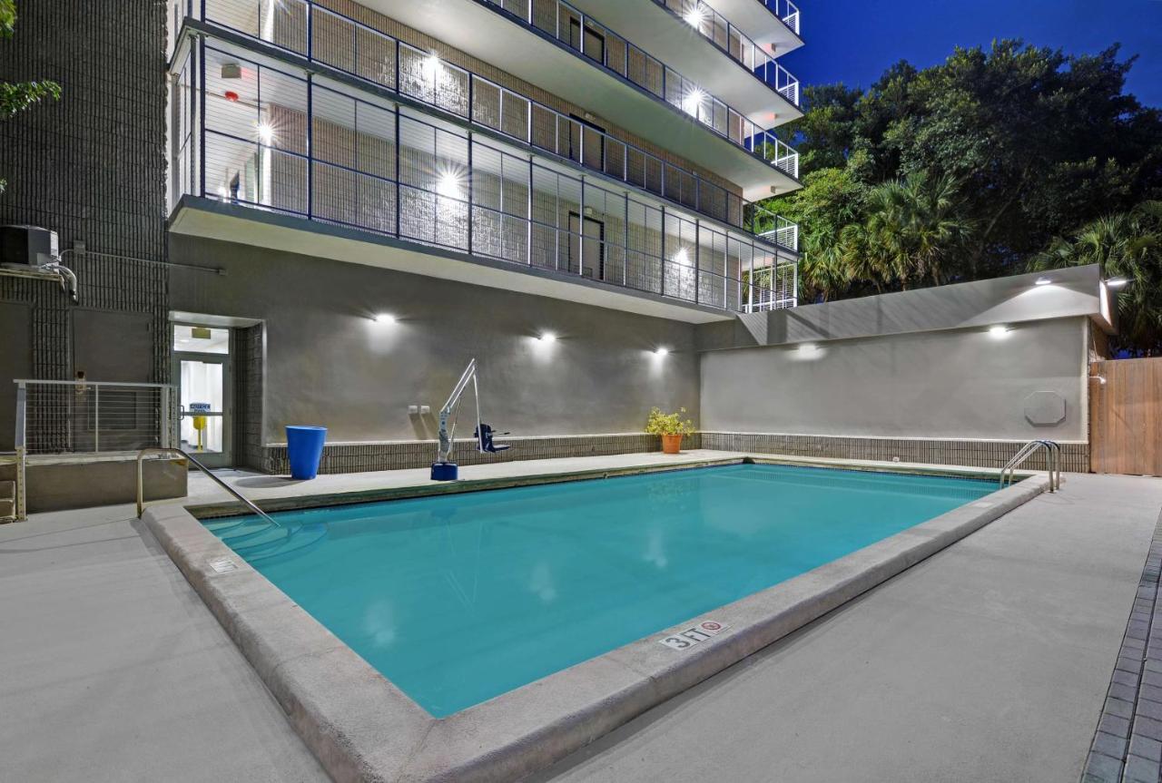 Motel 6-Cutler Bay, Fl מראה חיצוני תמונה