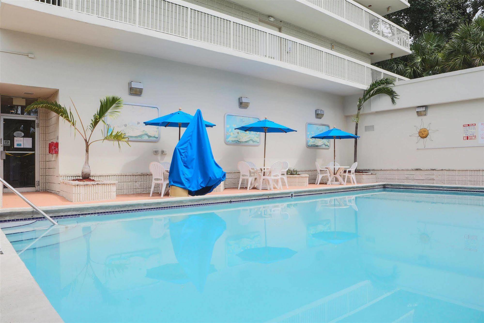 Motel 6-Cutler Bay, Fl מראה חיצוני תמונה