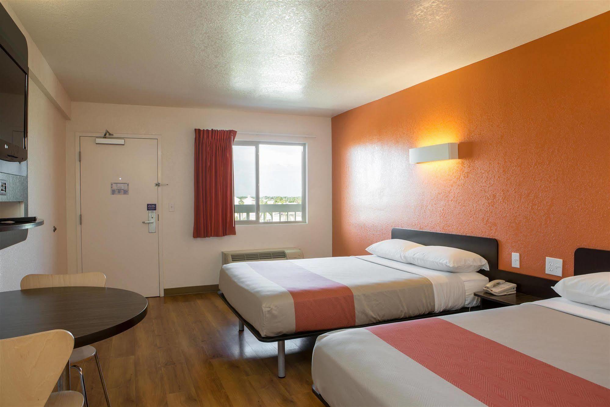 Motel 6-Cutler Bay, Fl מראה חיצוני תמונה